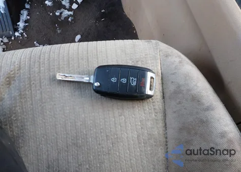 2016 Kia Sedona Lx из США, поврежденный, VIN KNDMB5C16G6180542